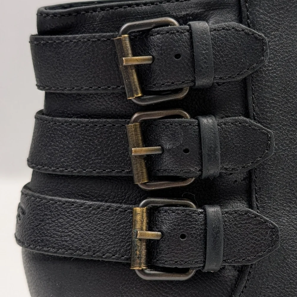 UGG volta triple